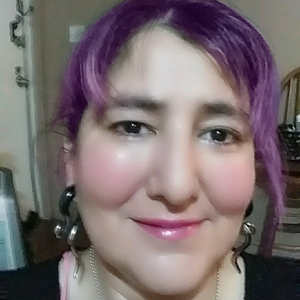Meet your Posher, Ilda